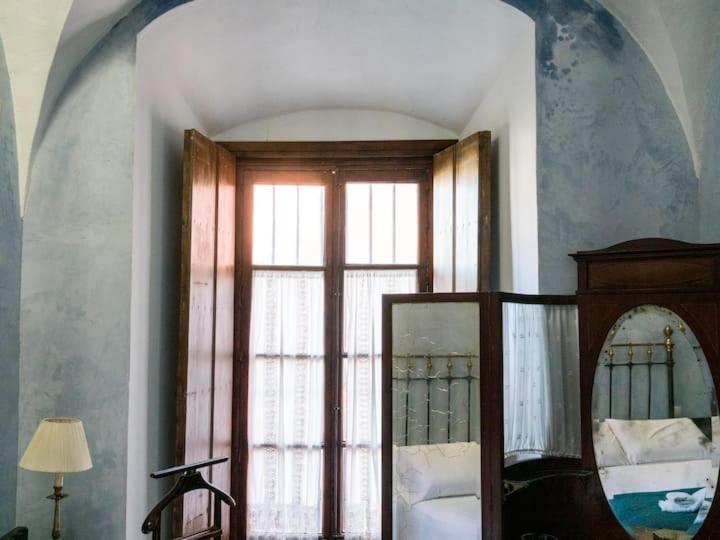 Historic House In The City Center Σεβίλλη Εξωτερικό φωτογραφία